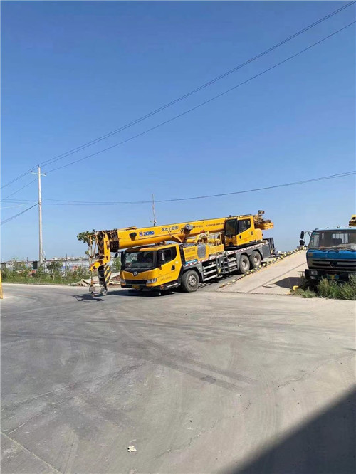 富川吊车作业时，可能会产生哪些额外收费项目？