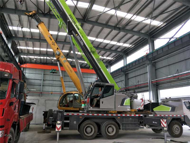 富川高空车出租需要注意哪些安全事项？