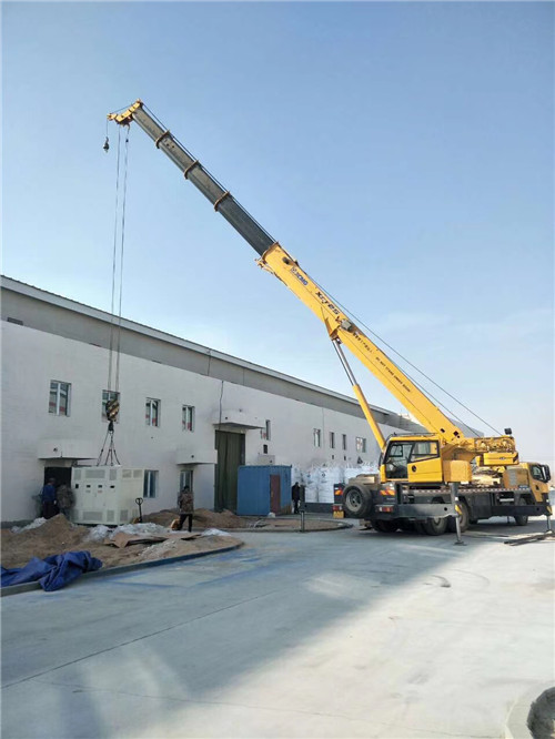 富川“超载就喊停”—— 吊车的 “重量保镖” 技术